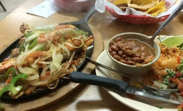 Hot Plate Chicken Fajita & Shrimp
